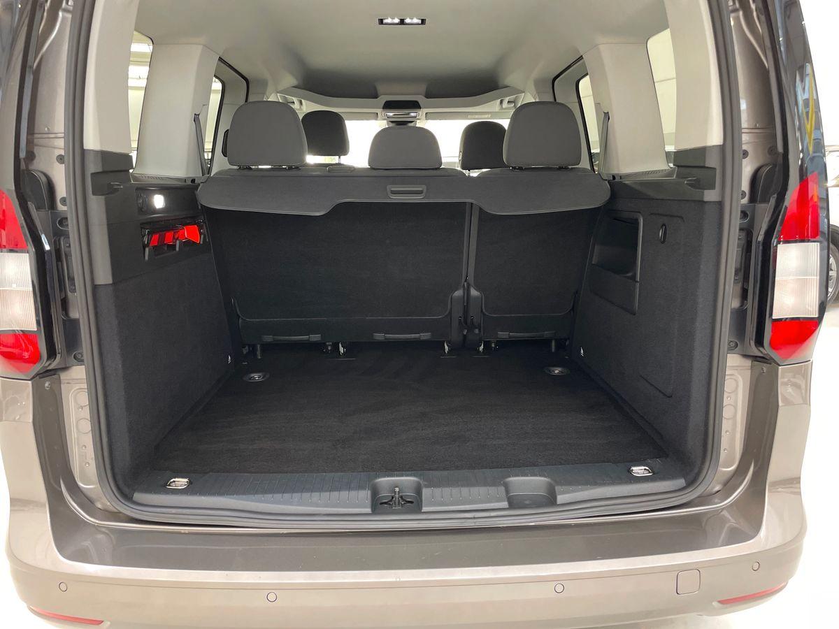 FORD Tourneo Connect V761 2.0 ecoblue 122c