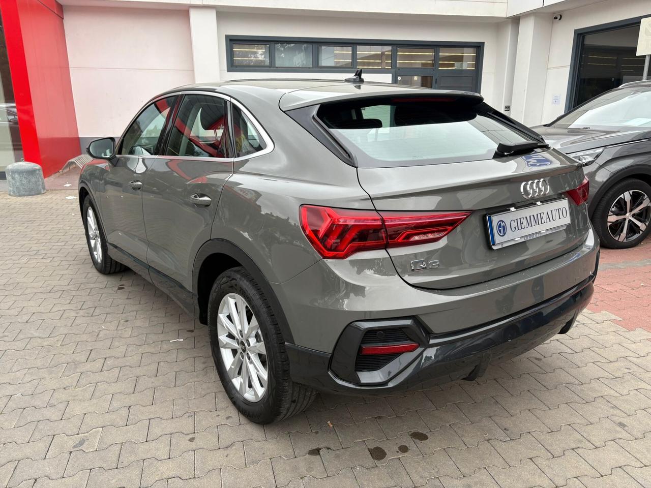 Audi Q3 SPB 35 TDI S tronic Business Plus
