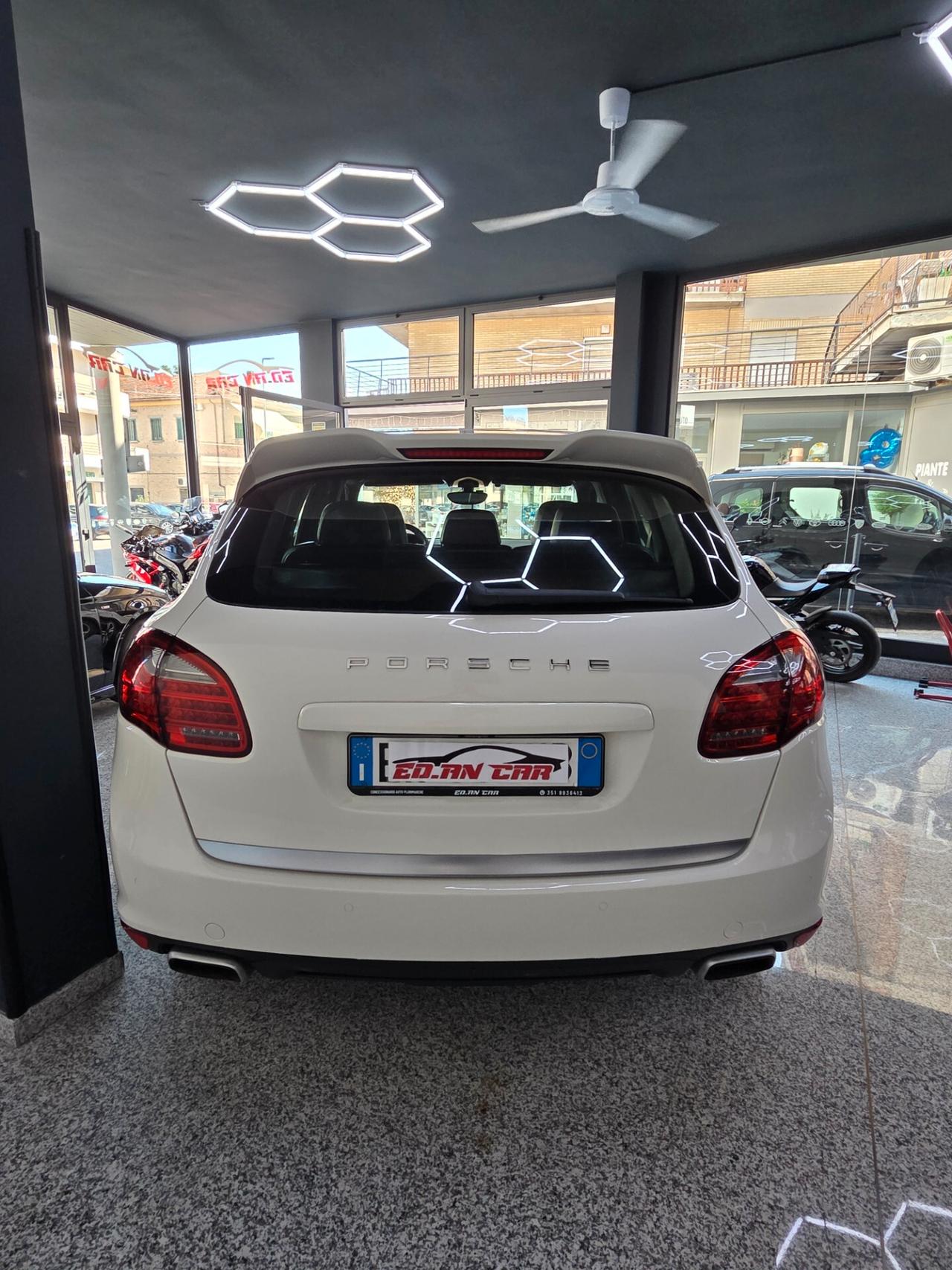 Porsche Cayenne 3.0 Diesel TAGLIANDI CERTIFICATI