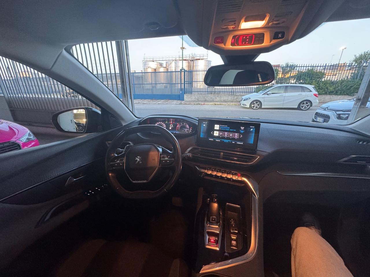 Peugeot 3008 BlueHDi 130 S&S EAT8 Allure