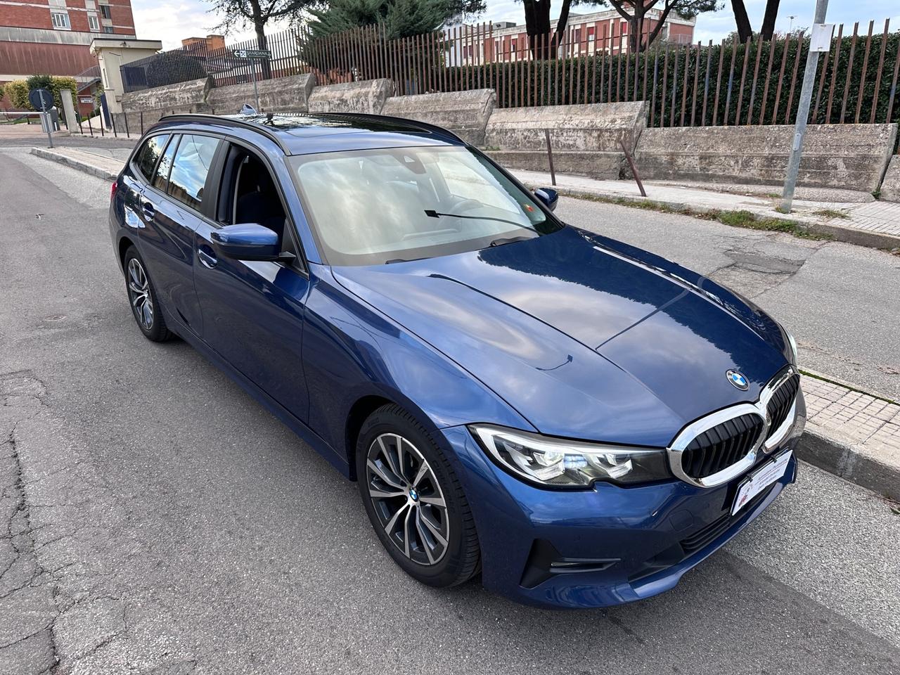 Bmw 320 320d Touring 190cv automatica Msport TETTO