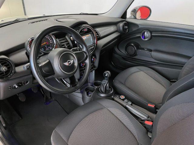 MINI Cooper D 1.5 COOPER D BUSINESS 3P