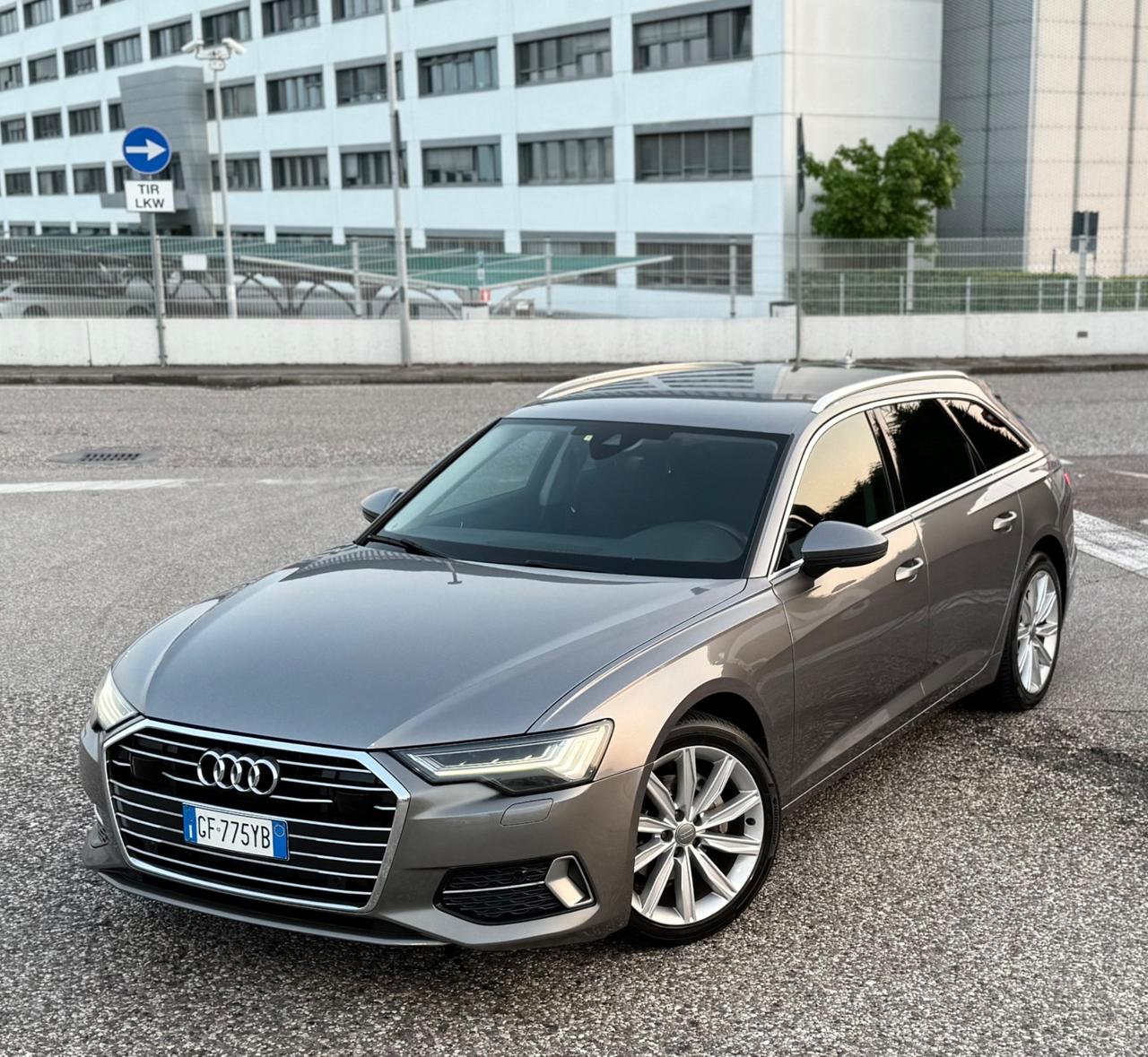 Audi A6 Avant 40 2.0 TDI S tronic Business Design
