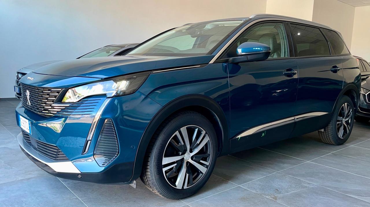 PEUGEOT 5008 1.5 ALLURE 131CV - SETTE POSTI, FULL LED, NEOPATENTATI