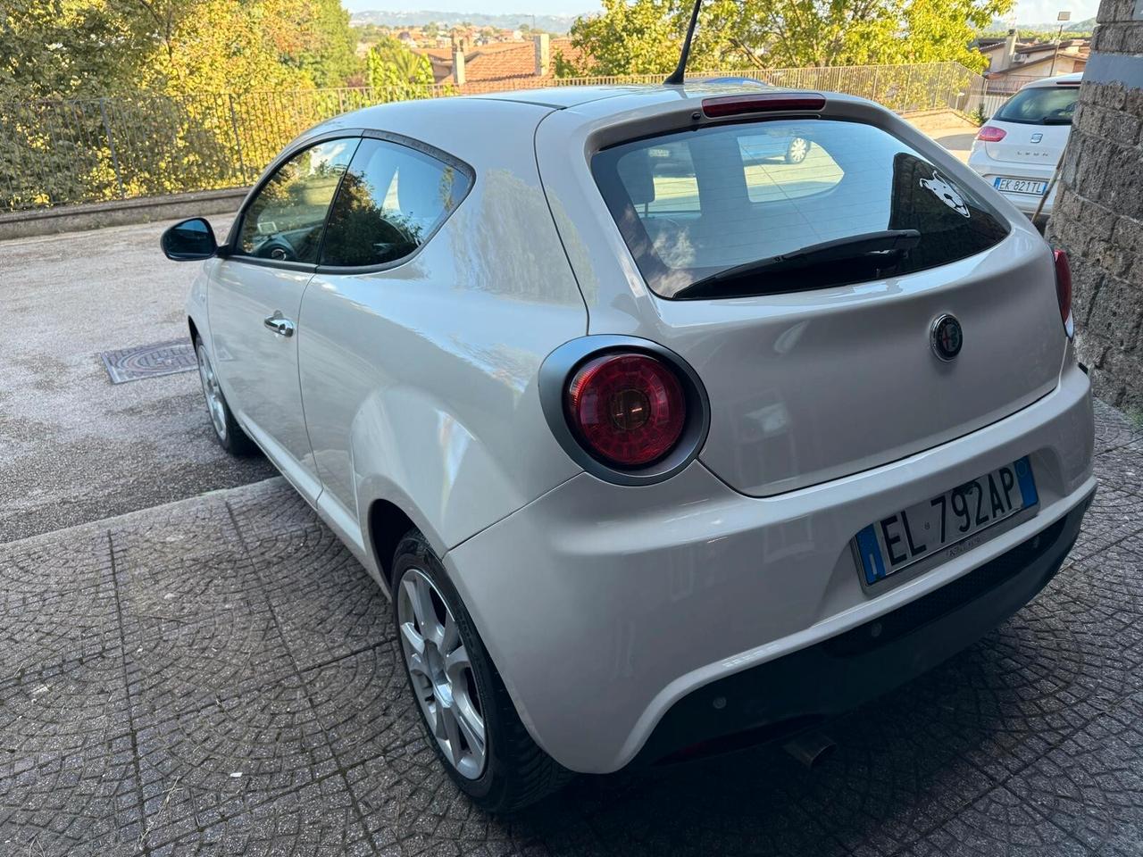 Alfa Romeo MiTo 1.3 JTDm-2 95 CV S&S Distinctive Sport Pack