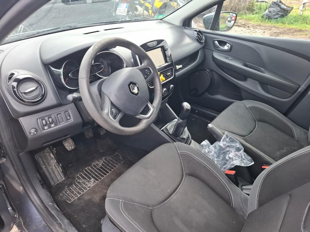 RENAULT CLIO TCE BENZINA/GPL INCIDENTATA MARCIANTE