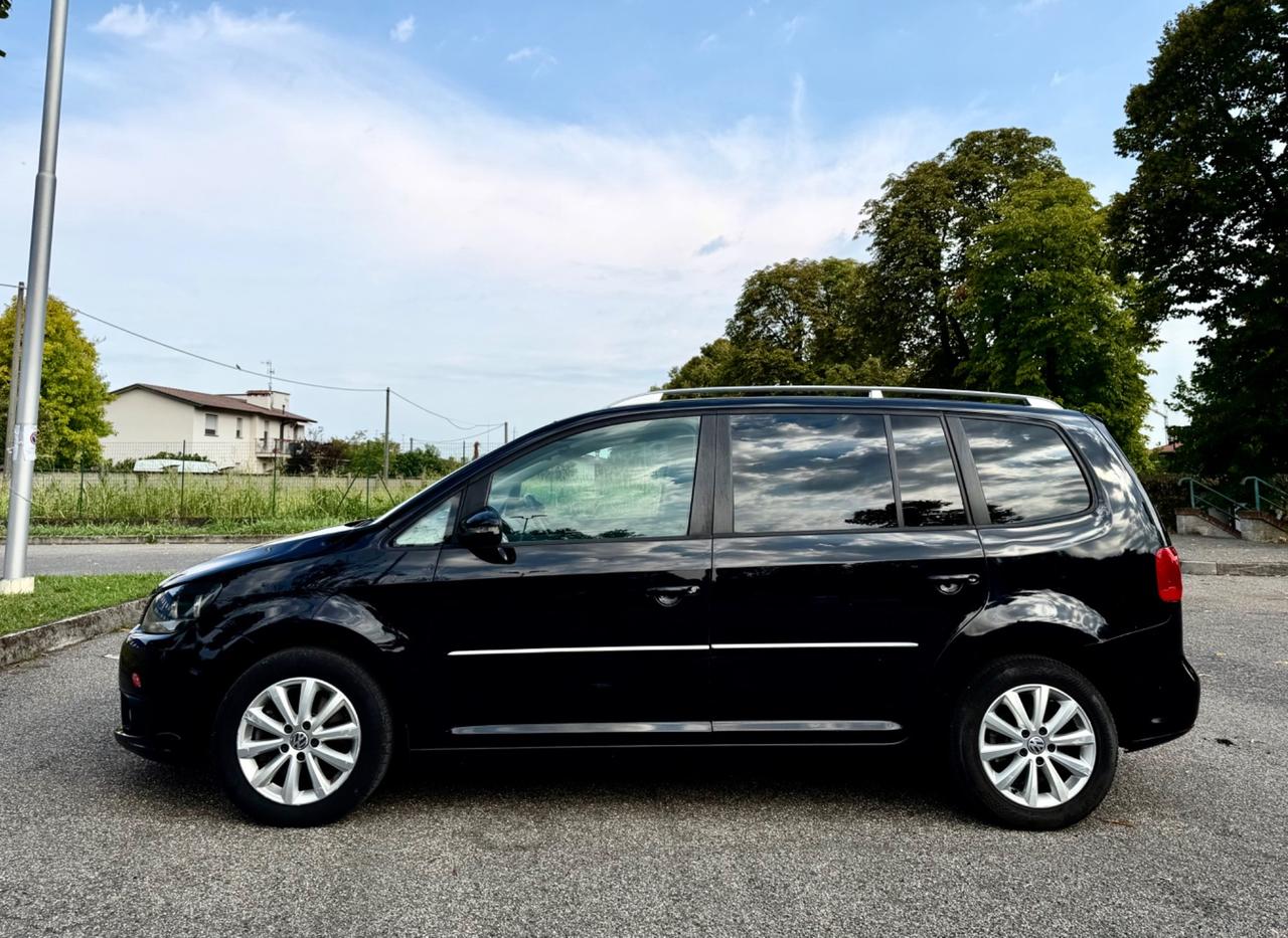 Volkswagen Touran 2.0 TDI 140 CV DSG Highline