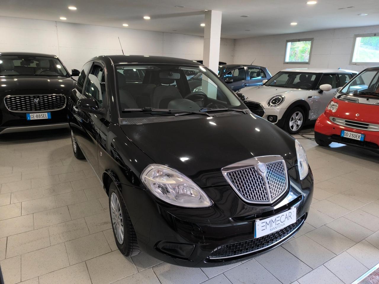 Lancia Ypsilon 1.2 Oro