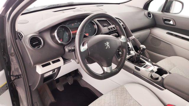 PEUGEOT 3008 BlueHDi 150 S&S Business