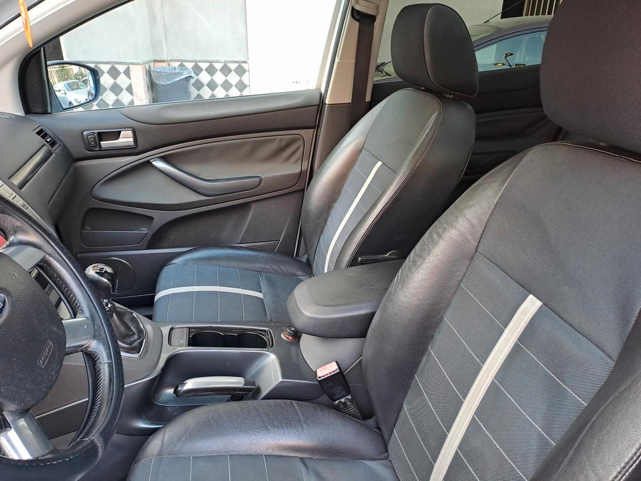 Ford Kuga 2.0 TDCi 136 CV 4WD Titanium DPF