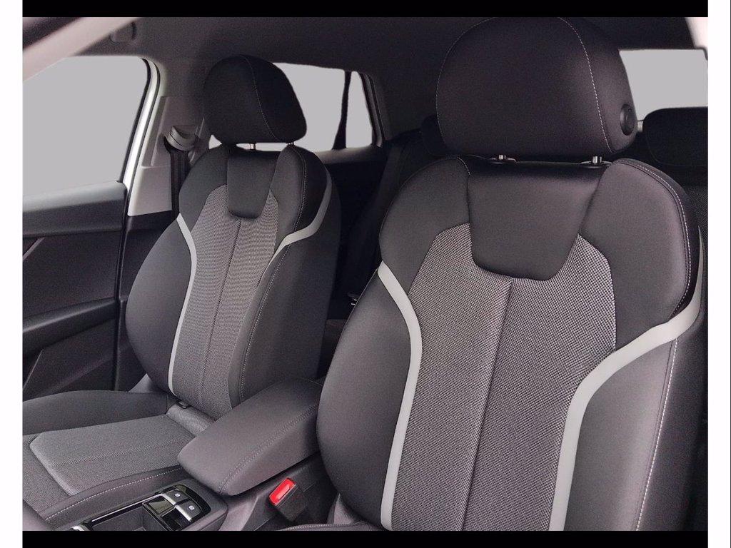 AUDI Q2 35 2.0 tdi identity black s-tronic del 2026