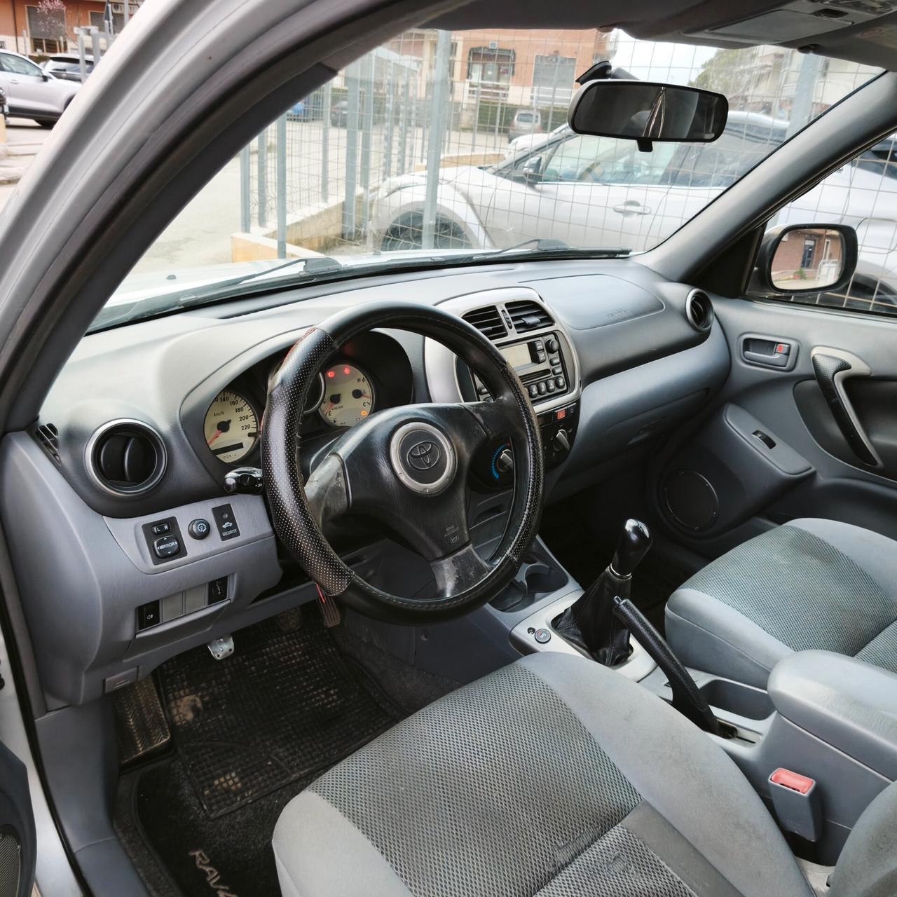 Toyota RAV 4 RAV4 2.0 16V cat 3 porte