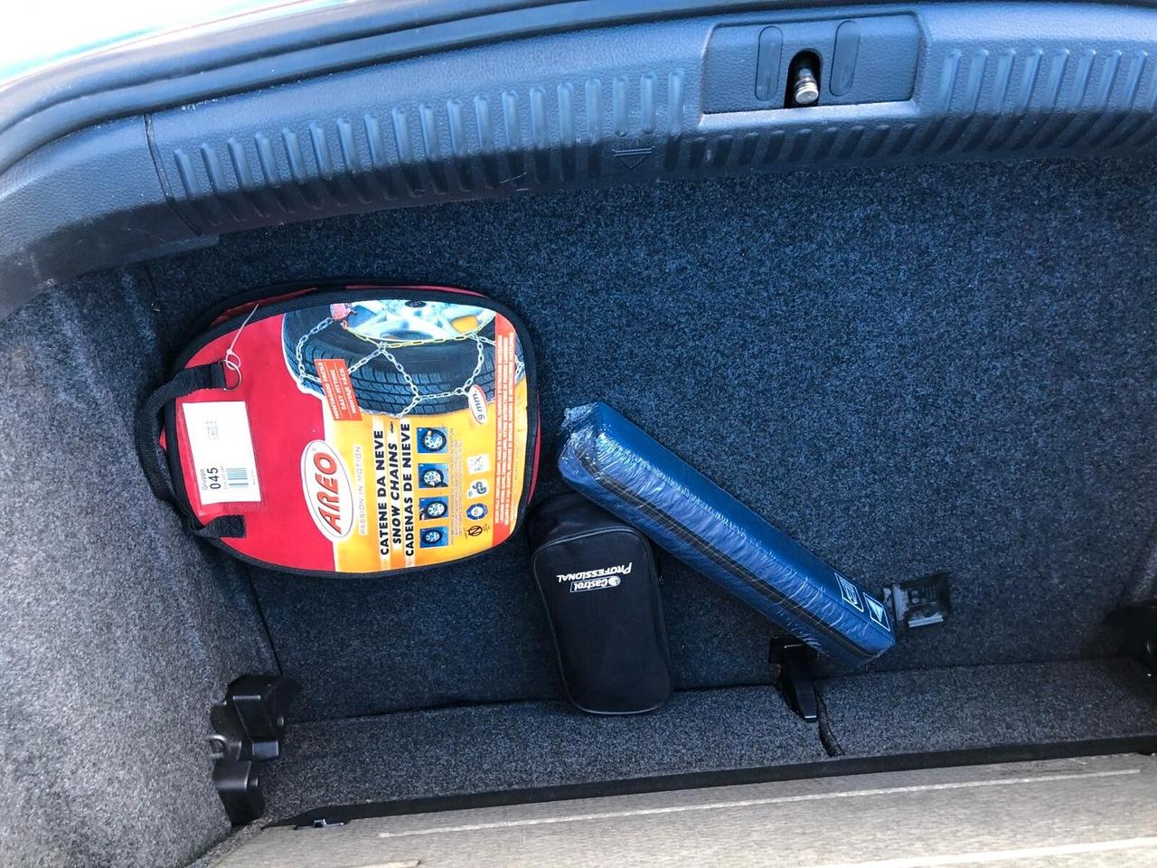 Volkswagen Polo 1.0 MPI 75 CV 5p. Comfortline ADATTA X NEOPATENTATI 1° PROPRIETARIO GARANZIA COMPLETA DELLA CONFORMGEST PER 12 MESI RINNOVABILE FINO A 36 MESI!!!