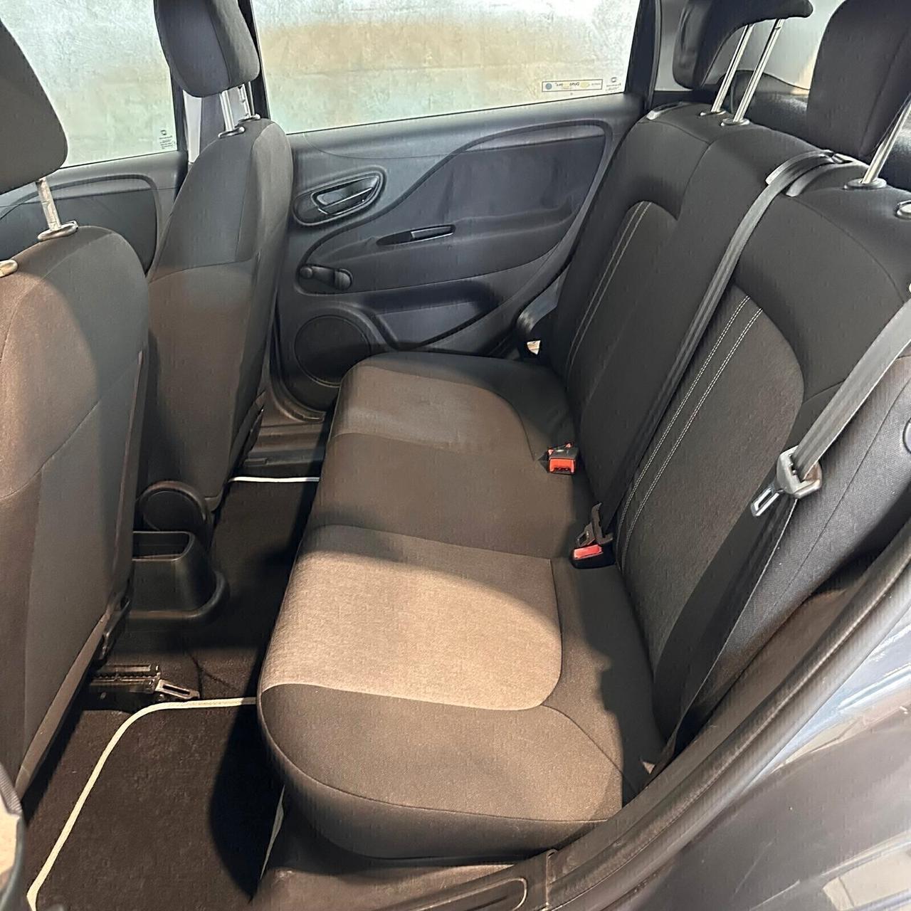 Fiat Punto 1.3 MJT II 75 CV 5 porte