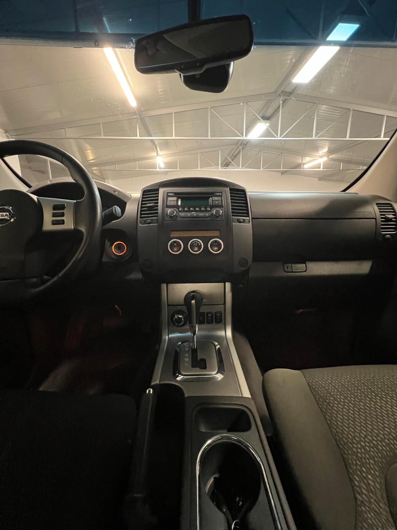 Nissan Navara 2.5 dCi 190CV 4 porte Double Cab LE