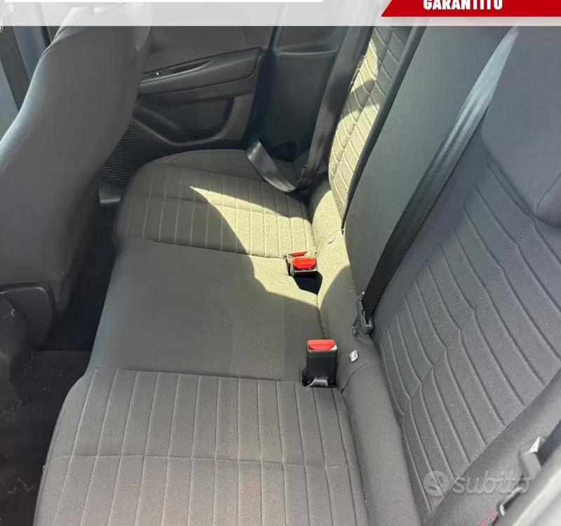 NUOVA LANCIA YPSILON HF LINE E DCT