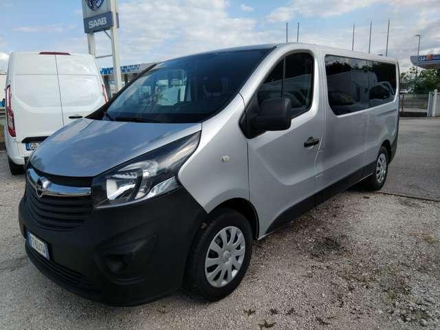 Opel Vivaro 9 POSTI