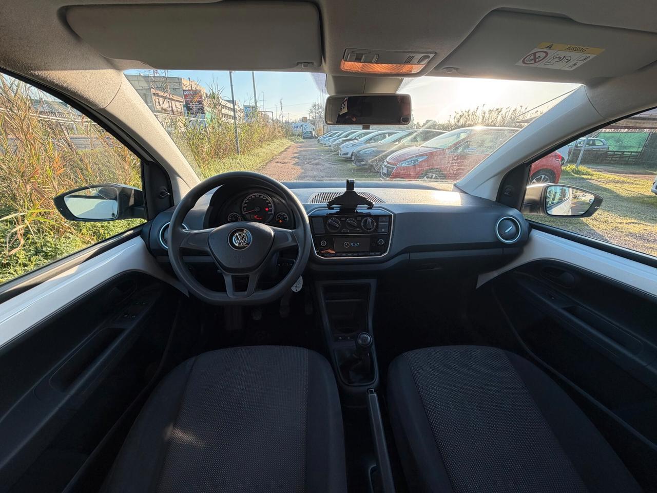 VOLKSWAGEN UP! 1.0 60CV ANNO 2017 87.000 KM