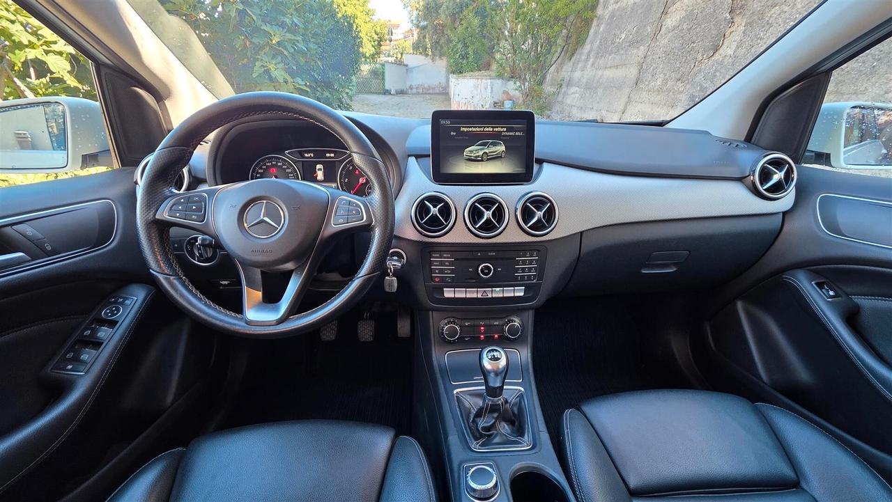 Mercedes-benz B 180 d Premium