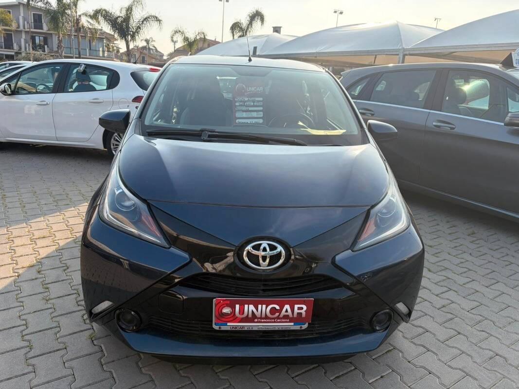 Toyota Aygo 1.0 x-pure 5p