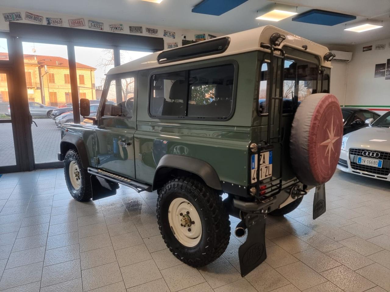 Land Rover Defender 90 TD4 AUTOVETTURA