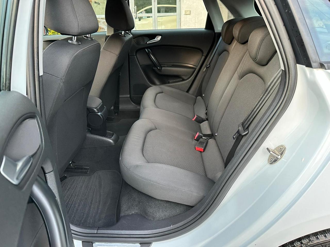 Audi A1 1.6 TDI S line edition