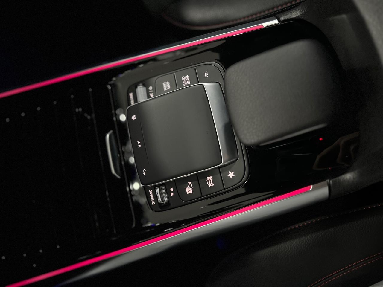 Mercedes Benz GLA 200d Aut. Premium AMG 150 cv