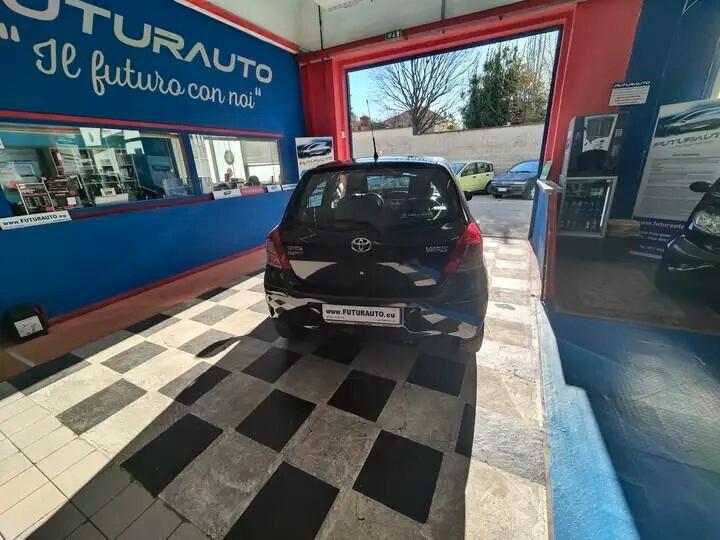 Toyota Yaris 1.3 5 porte M-MT Sol