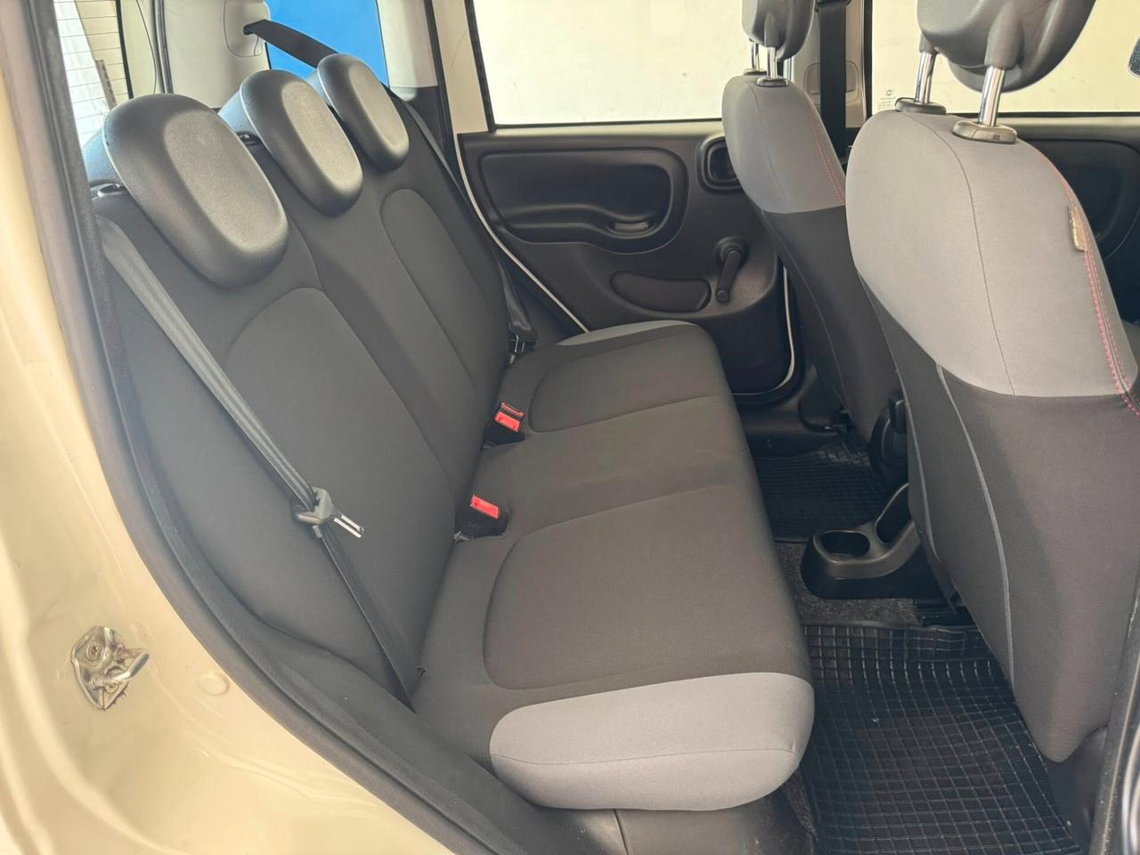 FIAT PANDA 1.3 MJ 95 CV. E6 LOUNGE 5 POSTI PERFETTA