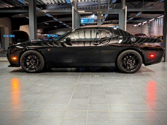 DODGE Challenger SRT 6,4 Scat Pack 392 HEMI