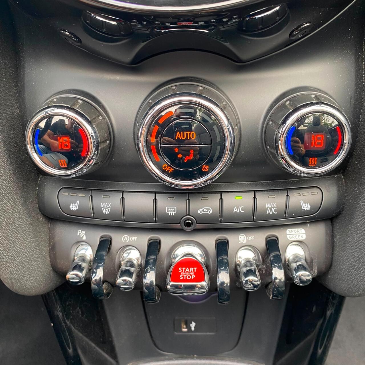 Mini Cooper S Cabrio *JCW*