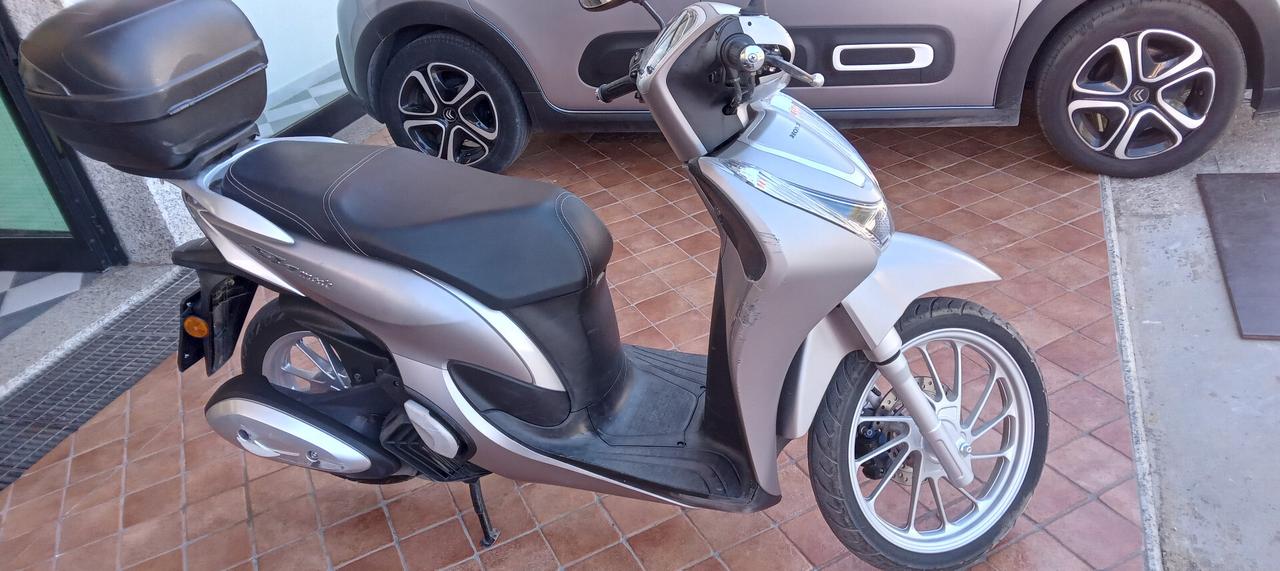 Honda SH 125 sport