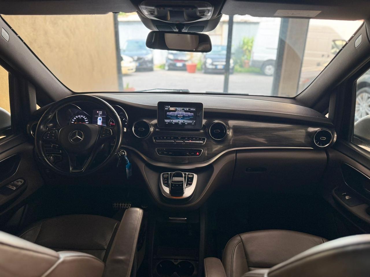 Mercedes-benz V 300 d Automatic 4Matic Premium Extralong