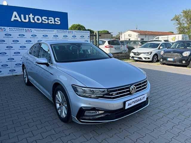 Volkswagen Passat 8ª serie 1.6 TDI SCR DSG Business BMT