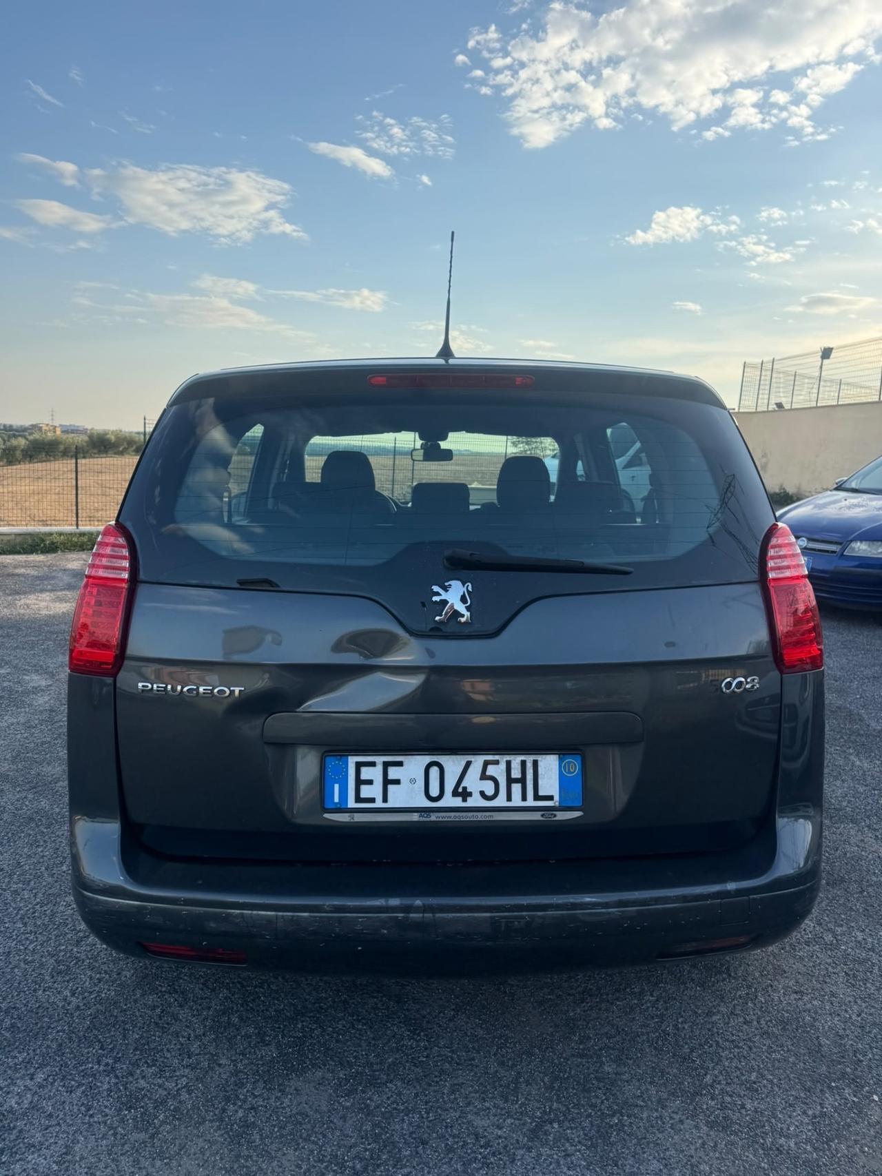 Peugeot 5008 1.6 HDi 112CV Access
