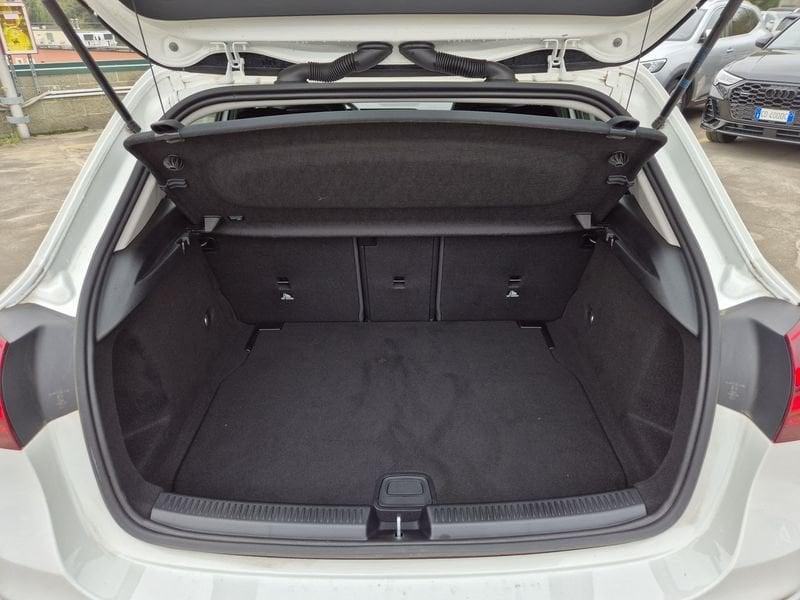Mercedes-Benz Classe A A 200 d Progressive Advanced auto