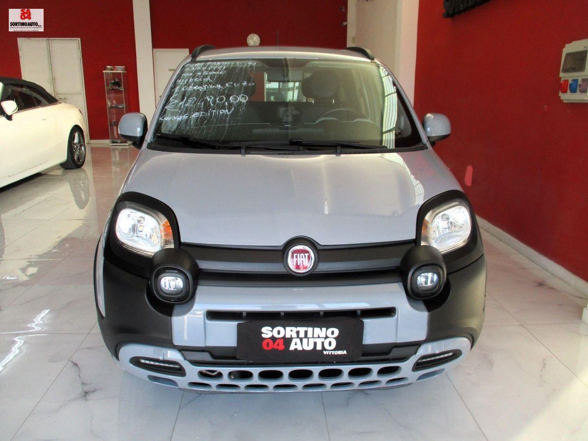 FIAT Panda 1.0 S&S Hybrid cross Launch Ed.KM45000