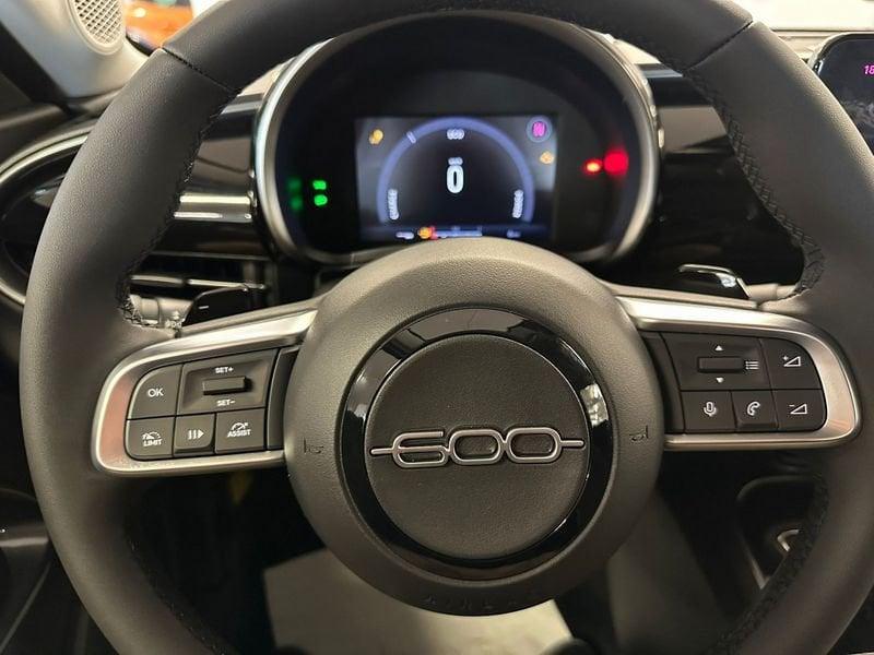 FIAT 600 600 Hybrid 110 CV DCT MHEV PACK COMFORT + PACK STYLE