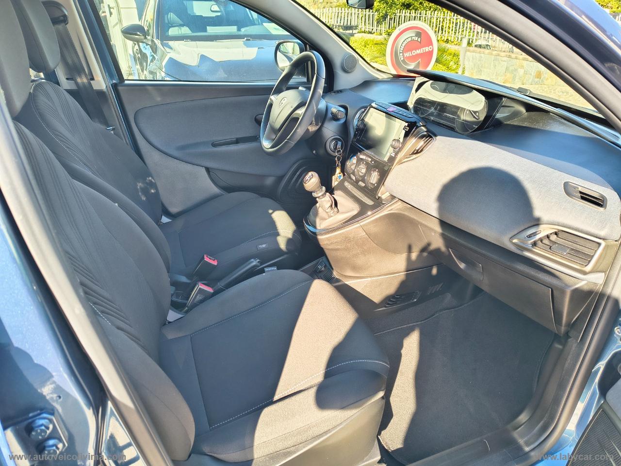 LANCIA Ypsilon 1.2 69 CV 5p. GPL Ecochic Gold