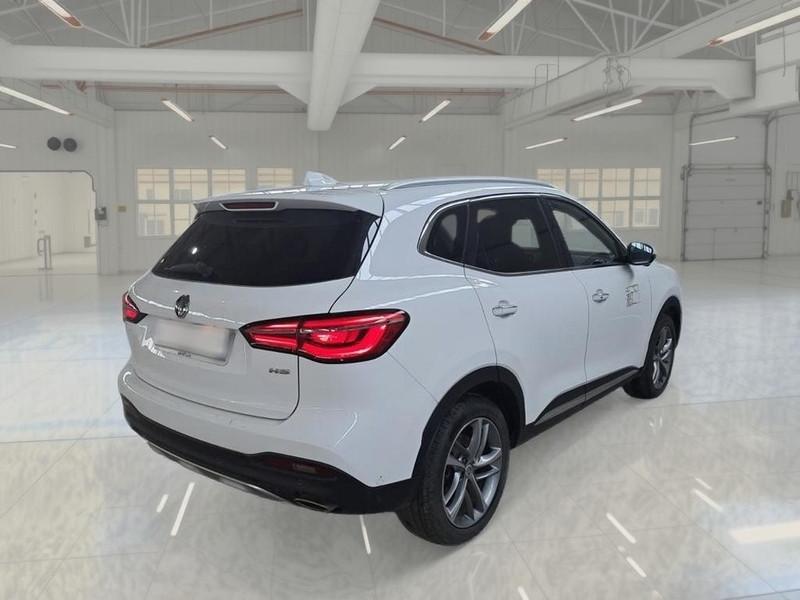 MG HS 1.5T MT 2WD