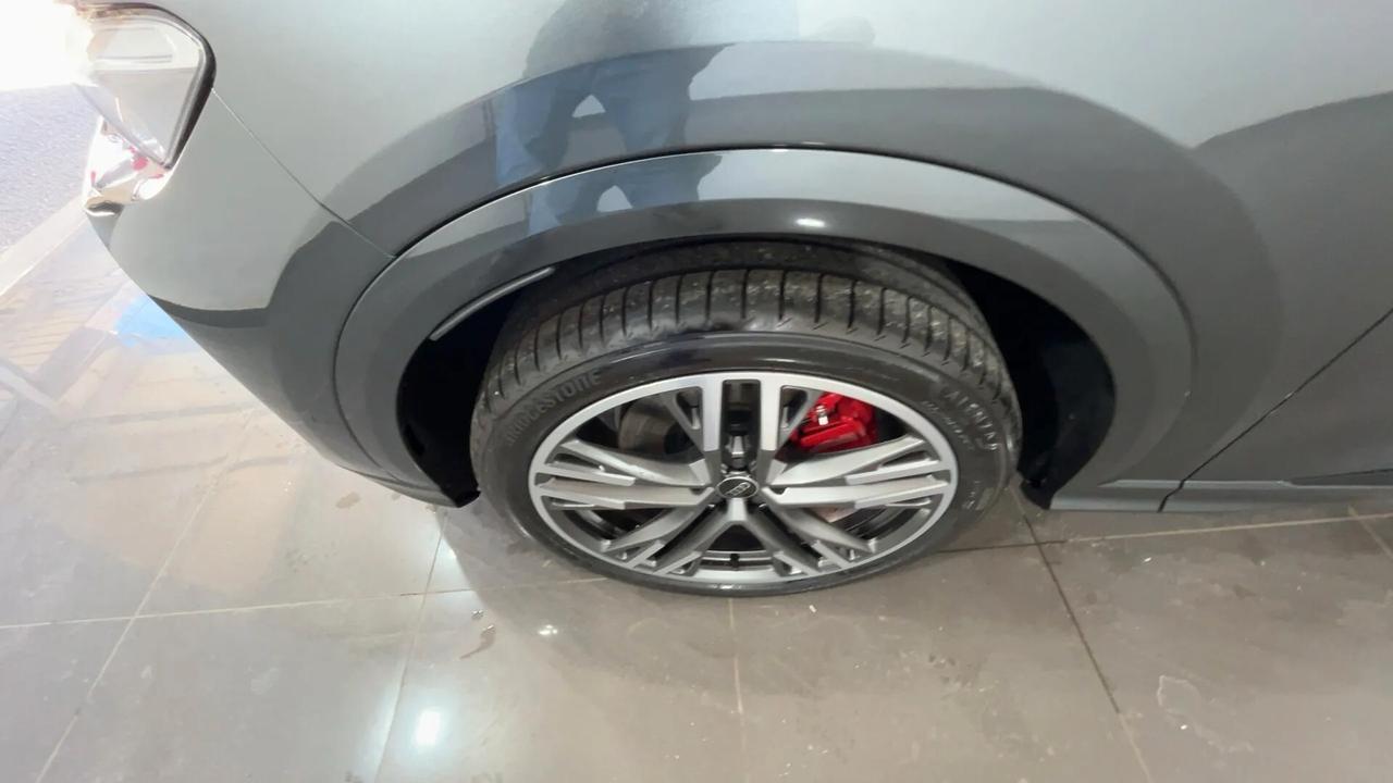 Audi Q5 TDi 150 kW mHEV+ S tronic quattro Launch edition line