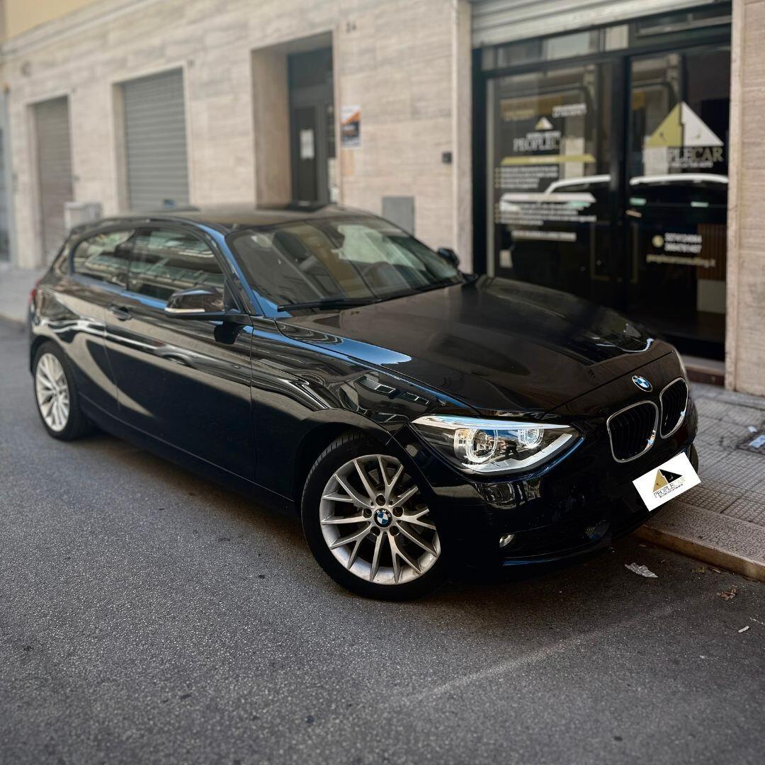 BMW 120d 3p. Urban