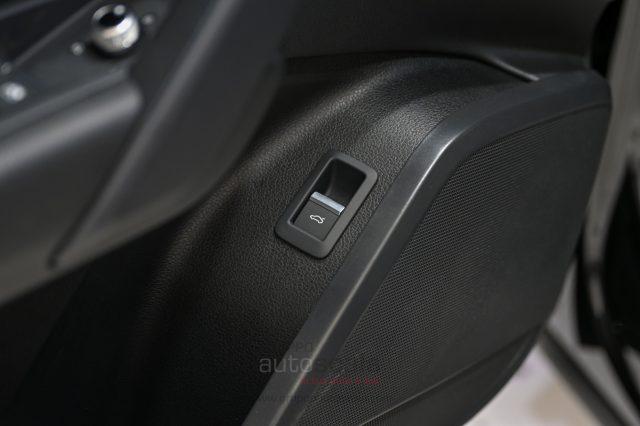 AUDI Q5 SPB 40 TDI quattro S tronic S line Black Line