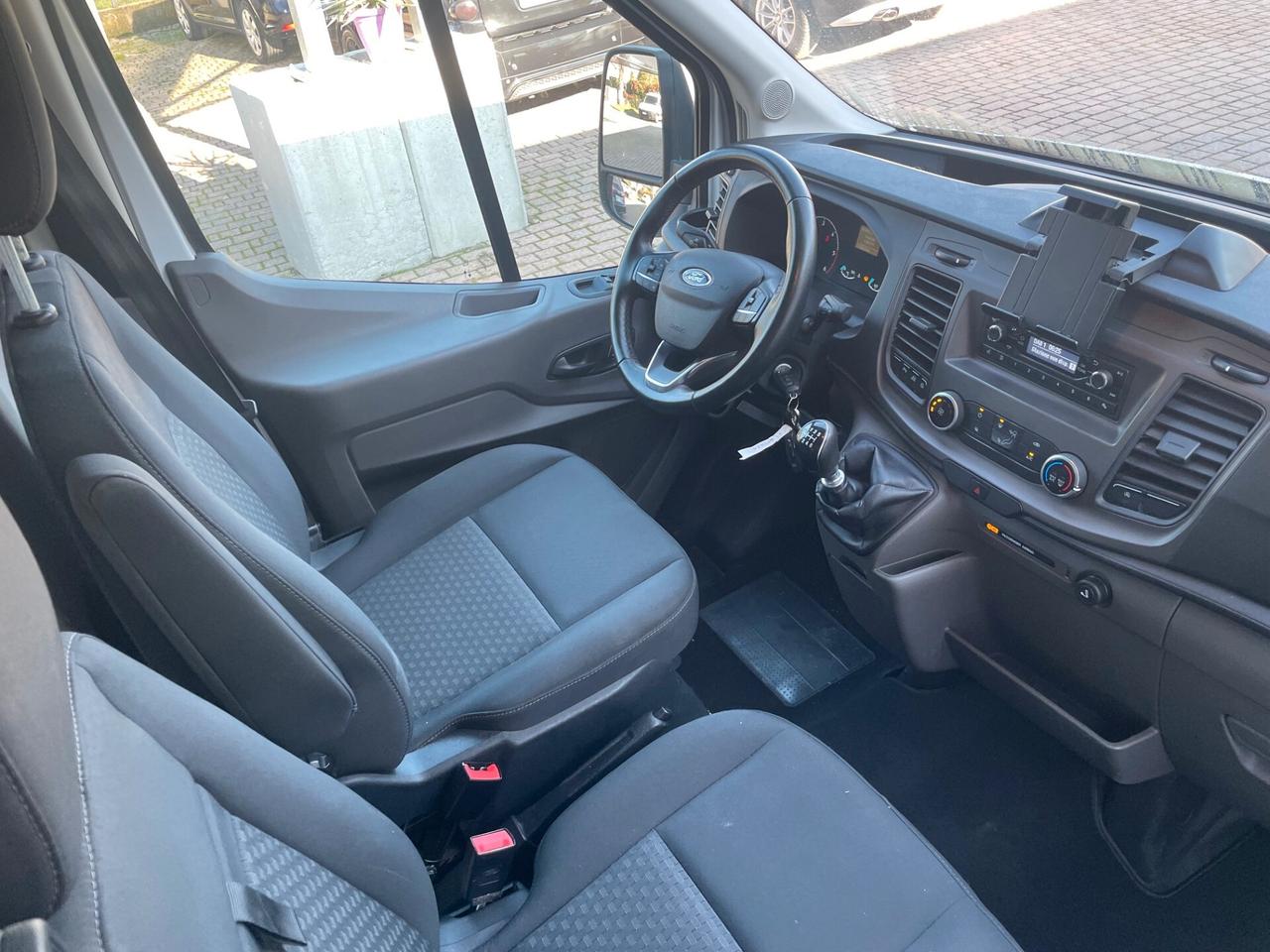 Ford Transit L2H2 2021 170 cv