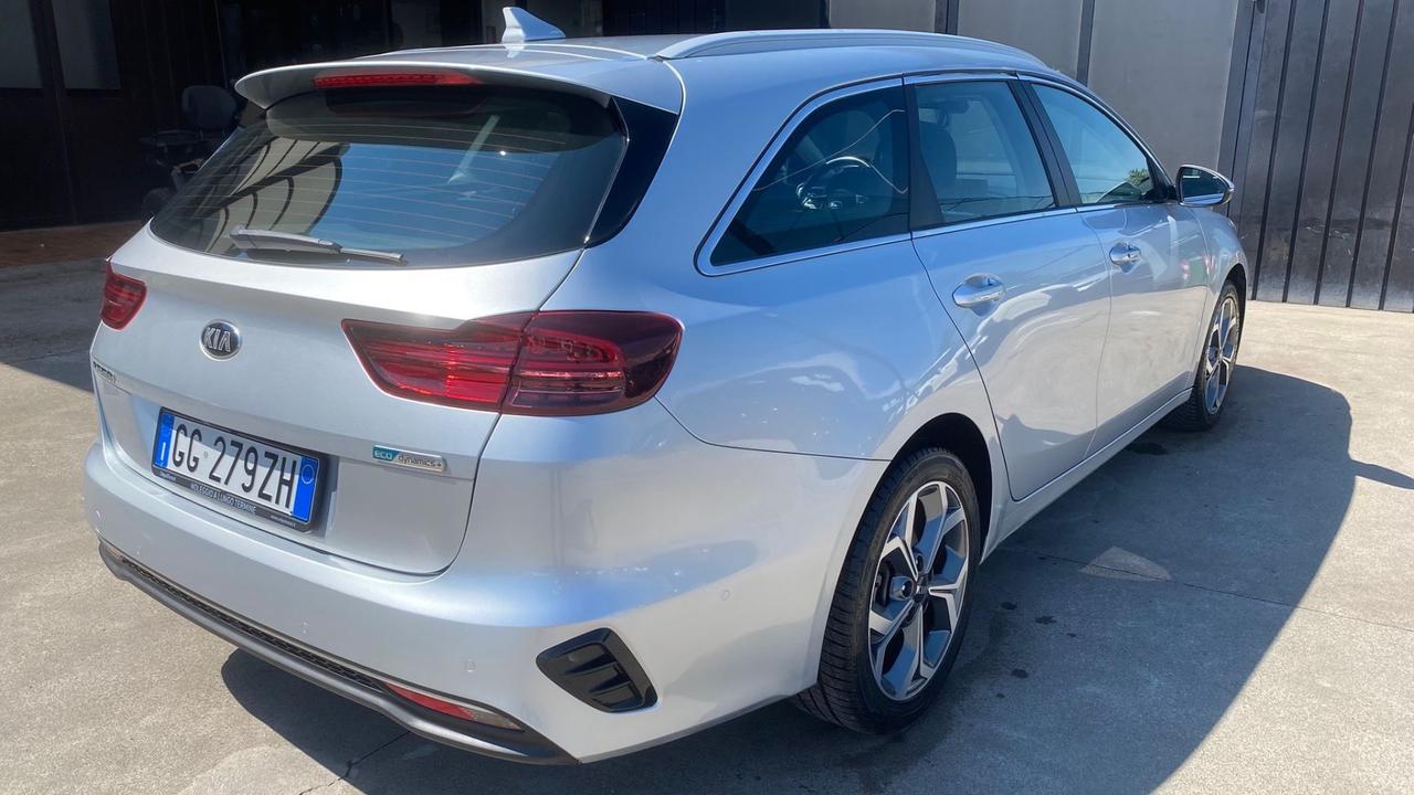 Kia Ceed Sportswagon 1.6 CRDi 136 CV MHEV DCT SW Style