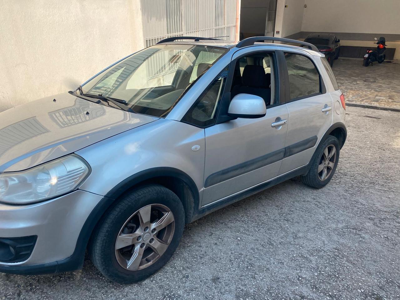 Suzuki SX4 1.6cc gpl (PRIVATO) -2012
