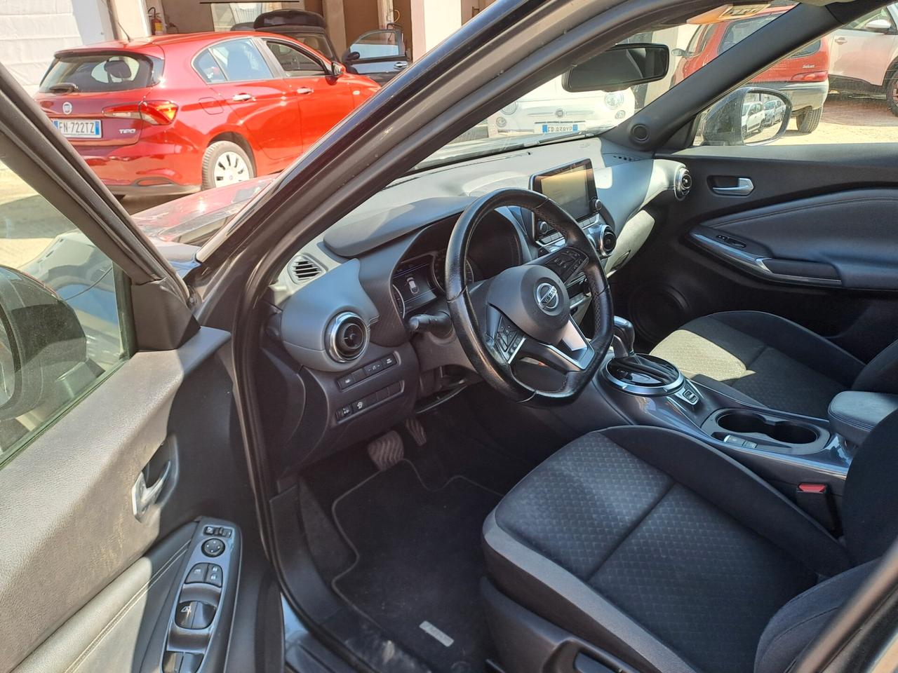 Nissan Juke 1.0 DIG-T 114 CV DCT N-Connecta
