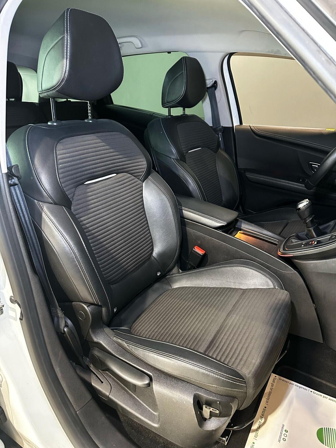 Renault Scenic Scénic TCe 140 CV Intens