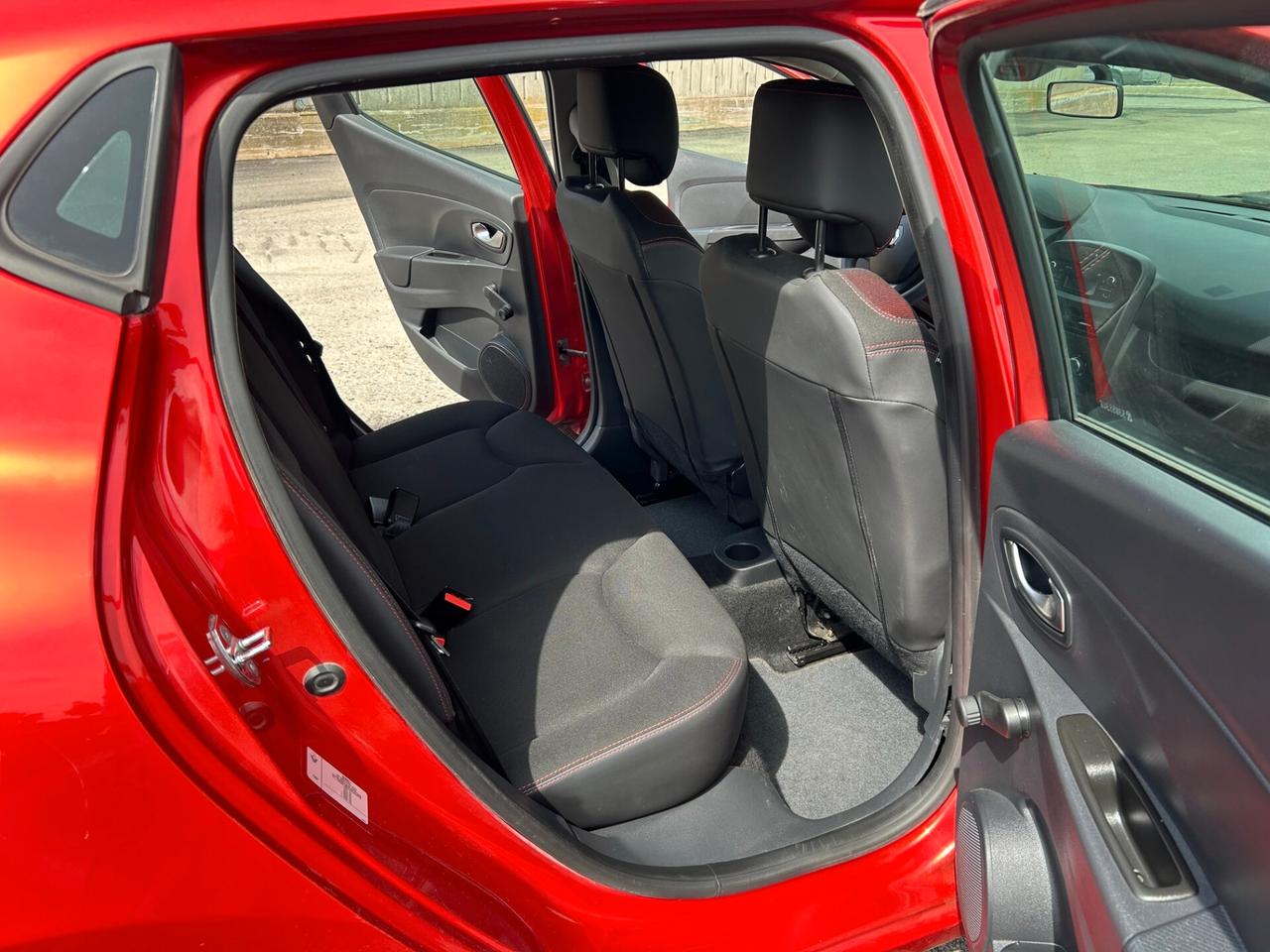 Renault Clio 1.5 dCi 8V 75CV Start&Stop 5 porte Duel