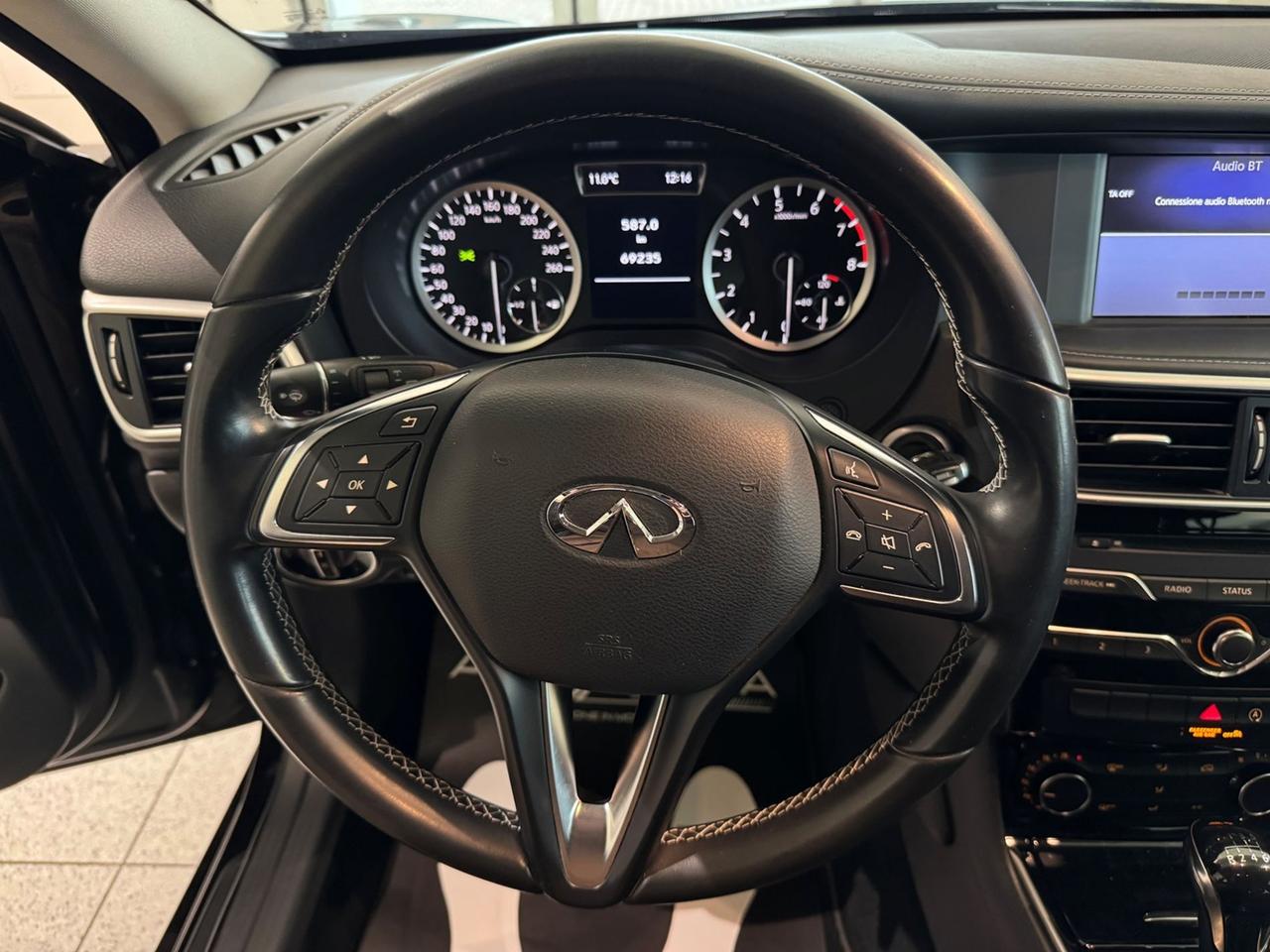 INFINITI Q30 1.6t Business 122cv - PREZZO REALE!